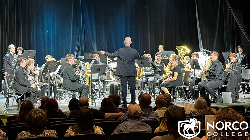 Dr. Richard Mora directs the Norco College Community Band.