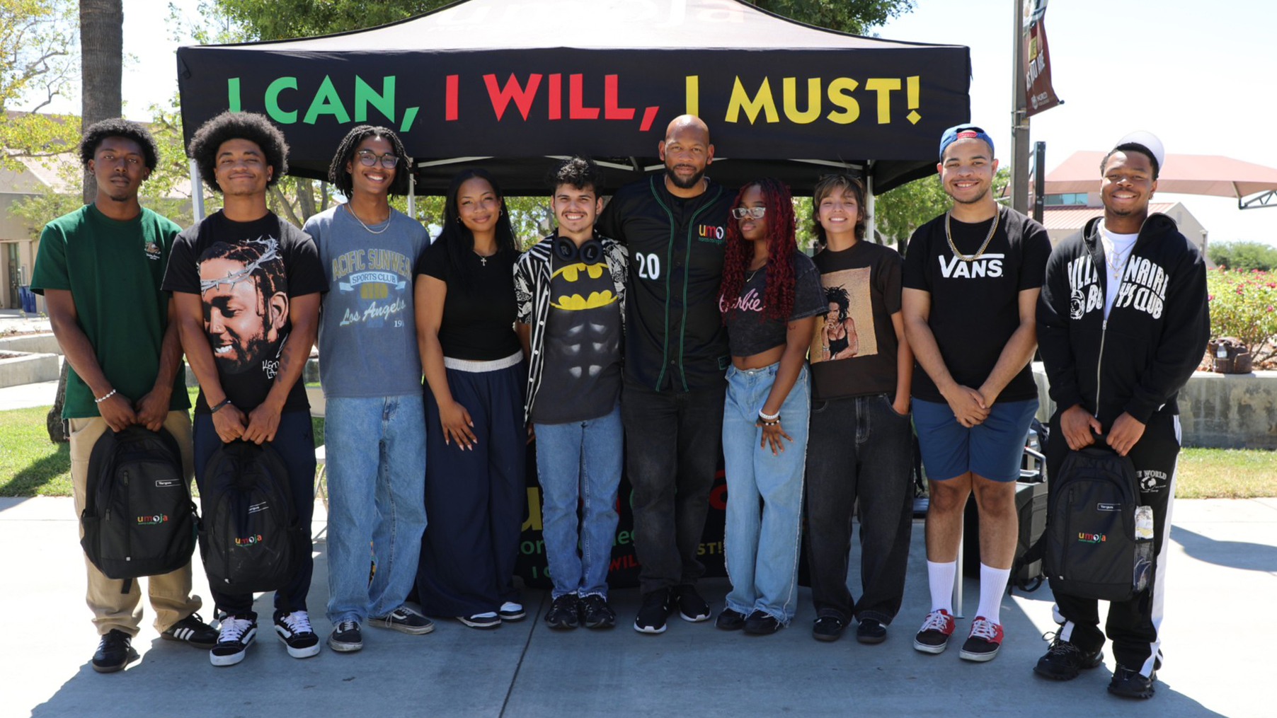 Norco College Umoja Counselor Darnell Bing and Norco College Umoja students on campus